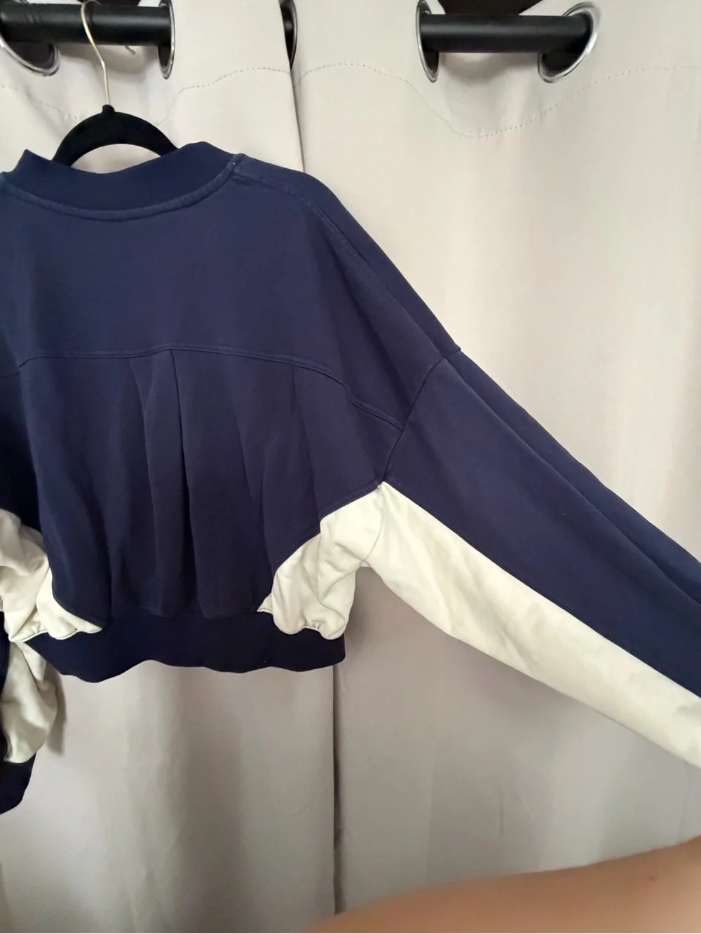 Fabletics Navy Blue & Cream Colorblock Full-Zip Jacket